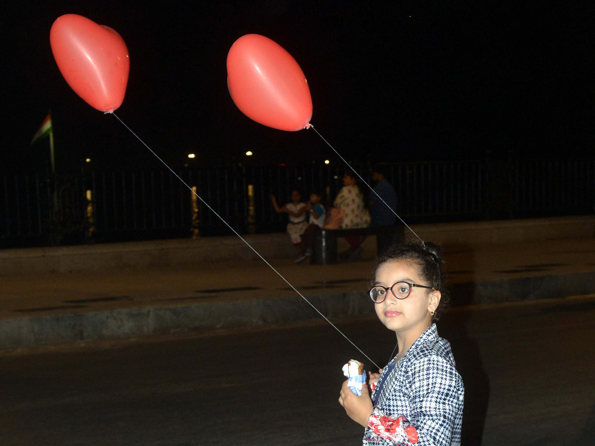 Sunday Funday at Tank Bund Photo Gallery - Sakshi8