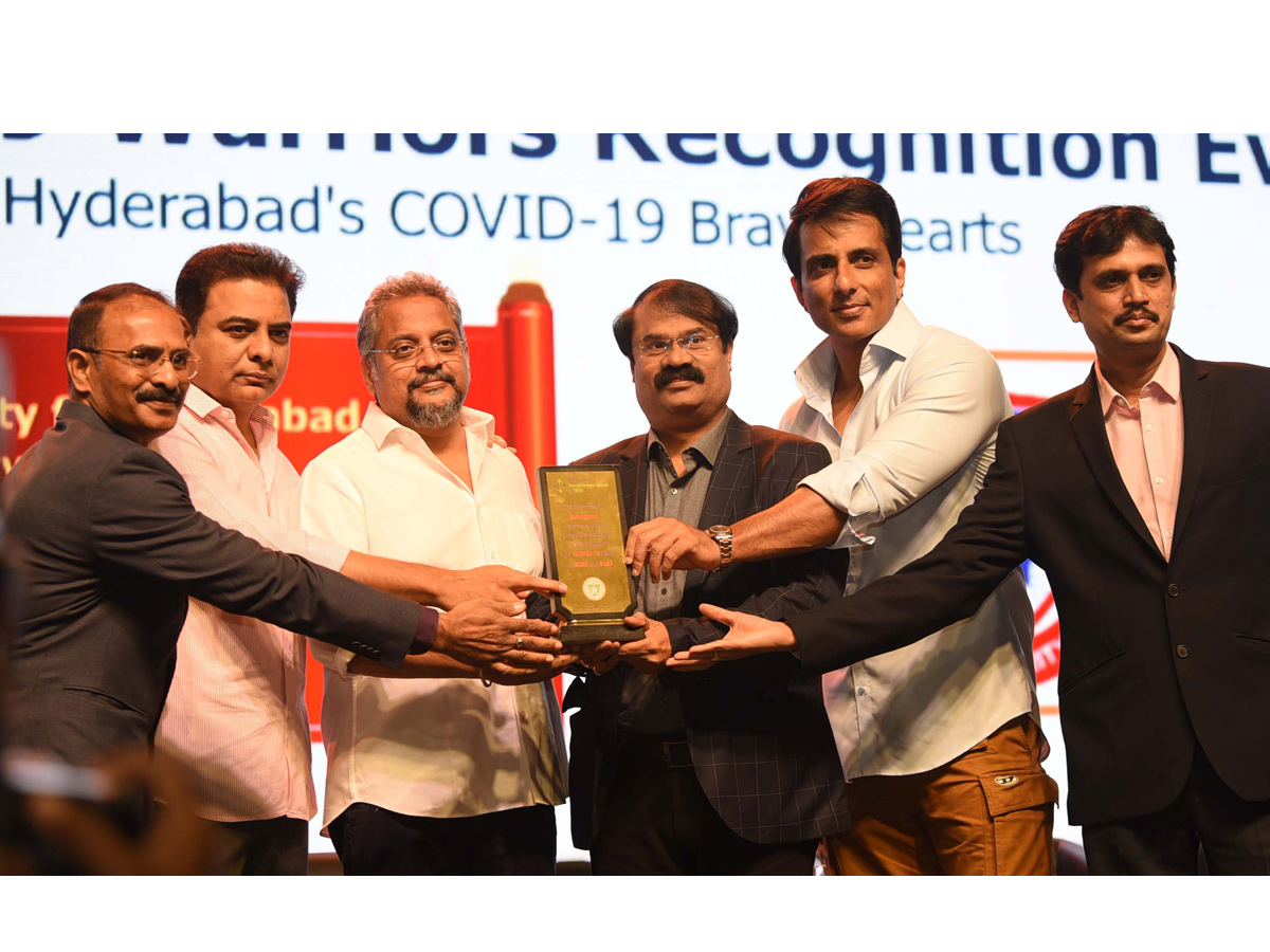 Minister KTR at TSIG Covid 19 Warriors Event at HICC Hyderabad Photo Gallery - Sakshi3