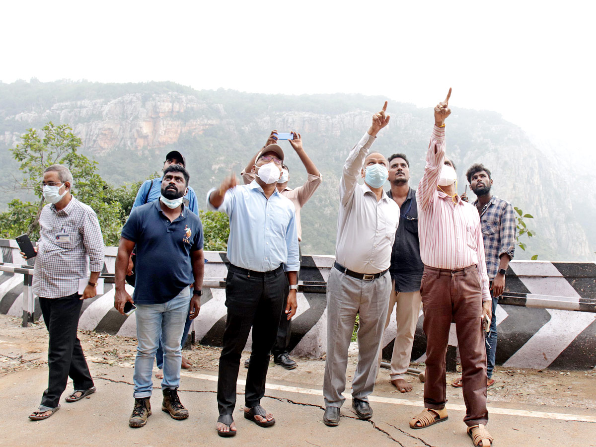 Landslides Broken in Thirumala Photo Gallery - Sakshi16