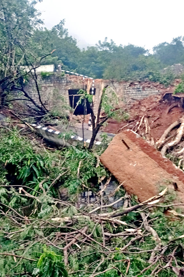 Landslides Broken in Thirumala Photo Gallery - Sakshi20