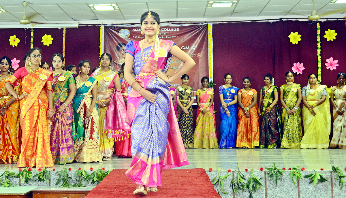 Maris Stella College Girls Ramp Walk In Vijayawada - Sakshi12