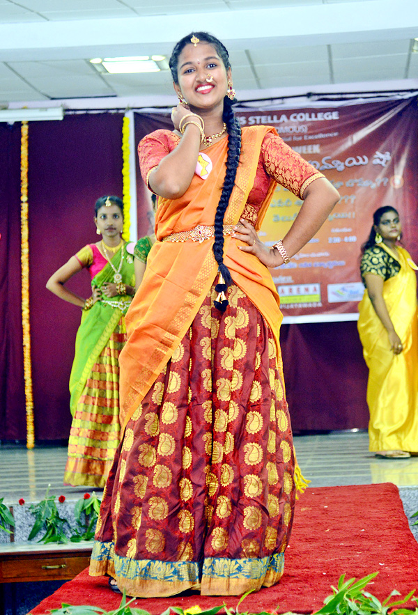 Maris Stella College Girls Ramp Walk In Vijayawada - Sakshi16