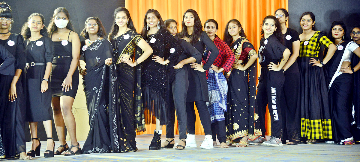 Maris Stella College Girls Ramp Walk In Vijayawada - Sakshi23