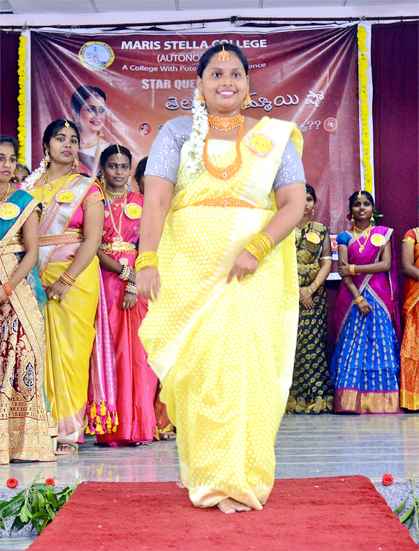 Maris Stella College Girls Ramp Walk In Vijayawada - Sakshi25