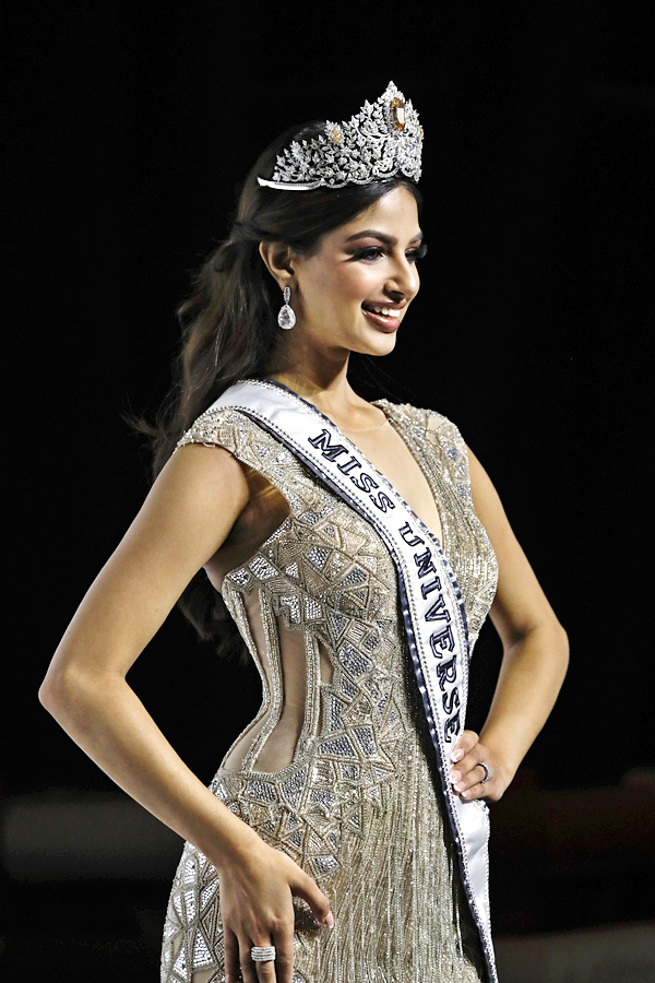 Miss Universe 2021 is Indias Harnaaz Sandhu - Sakshi3