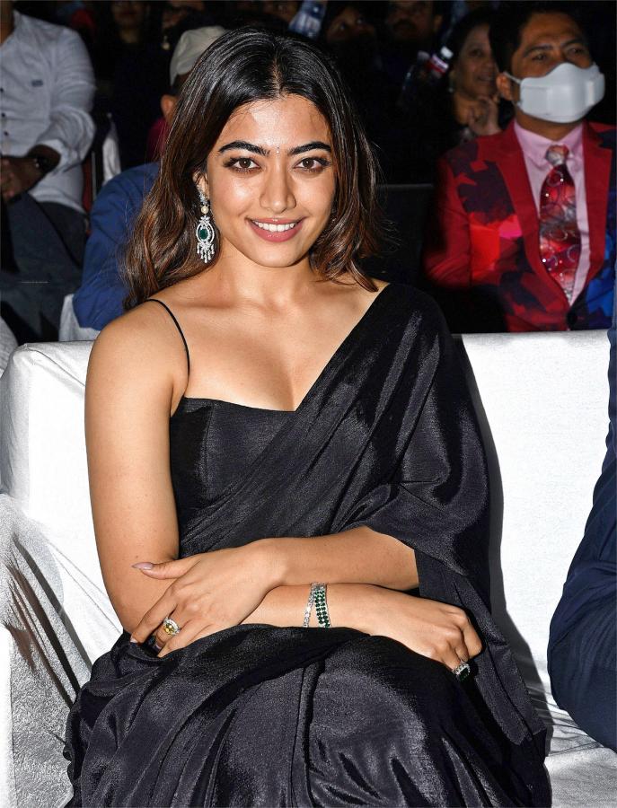 Rashmika Mandanna at Pushpa Movie Pre Release Event Photos - Sakshi9