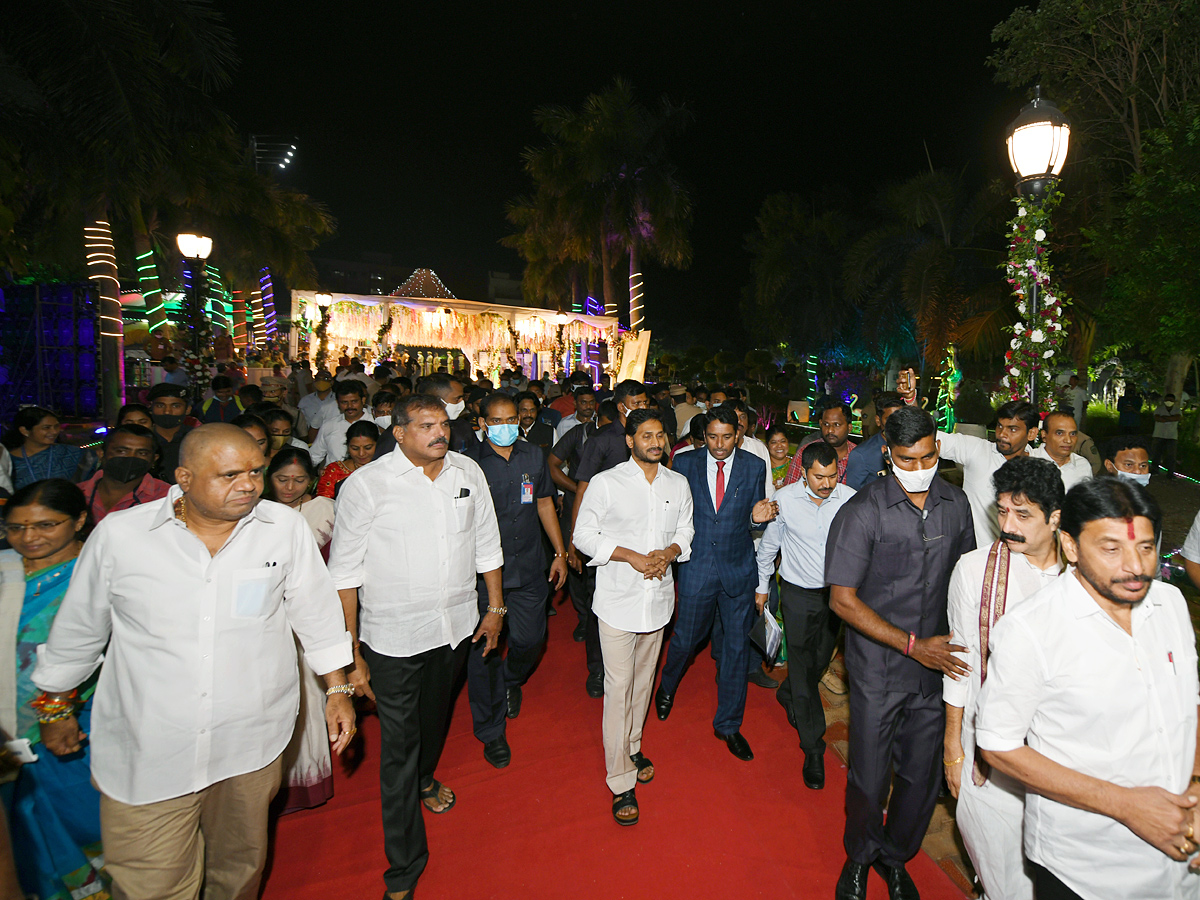 AP CM YS Jagan Vizag Tour Photo Gallery - Sakshi6