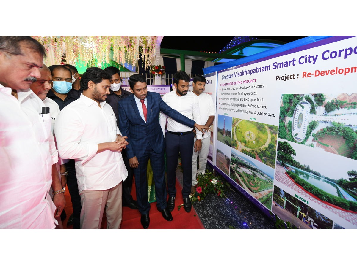 AP CM YS Jagan Vizag Tour Photo Gallery - Sakshi5