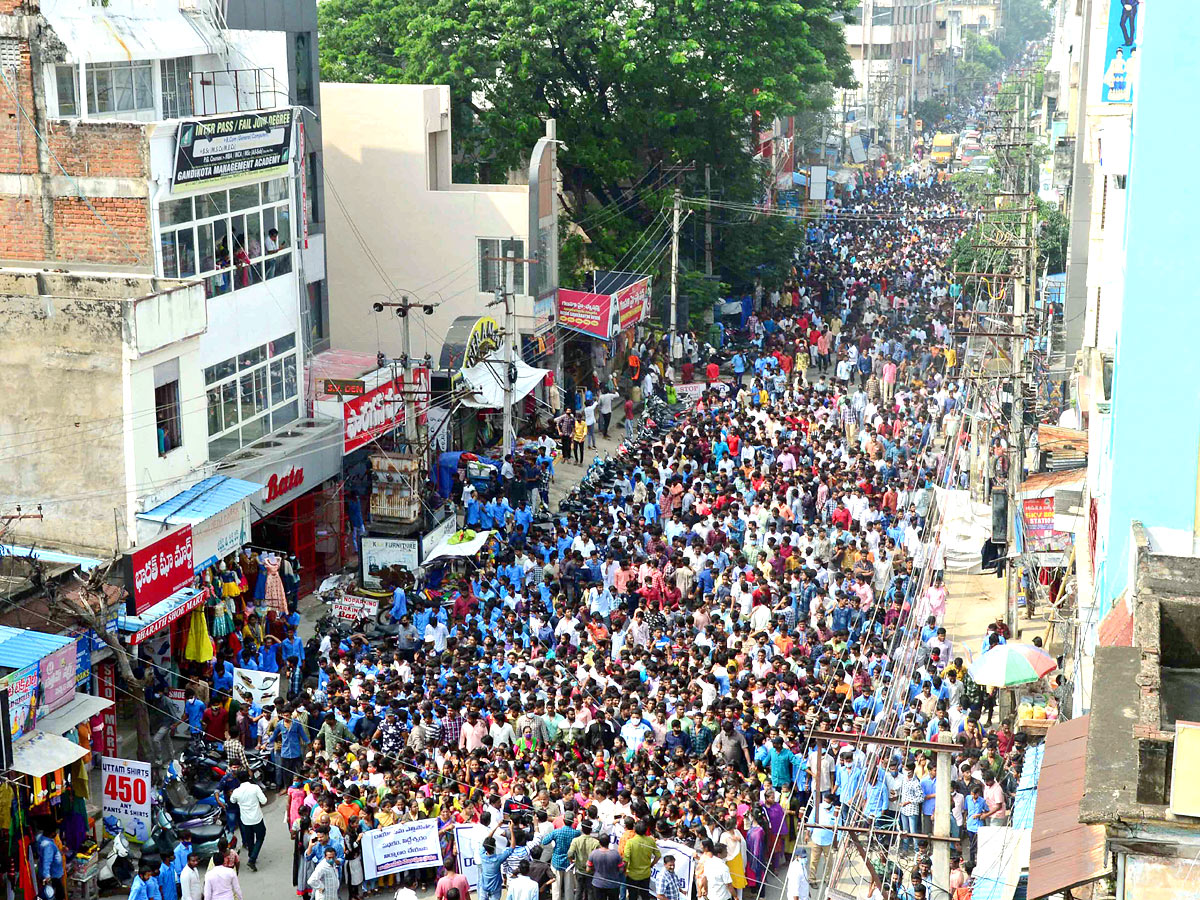 Huge Rally in Support For Three Capitals In Tirupati - Sakshi2