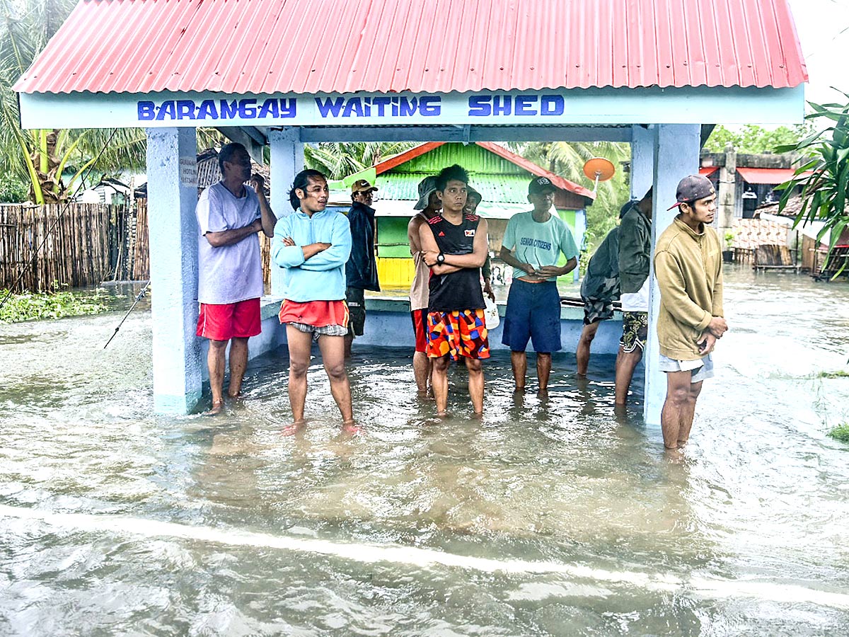 Super Typhoon Rai Hits the Philippines - Sakshi16