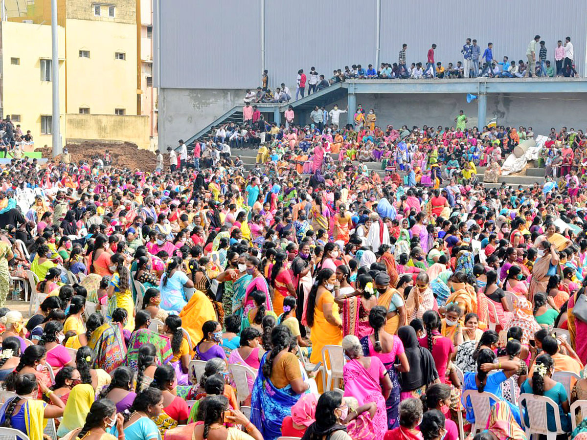 Ap Decentralisation Rayalaseema intellectual Public Meeting Tirupati - Sakshi13