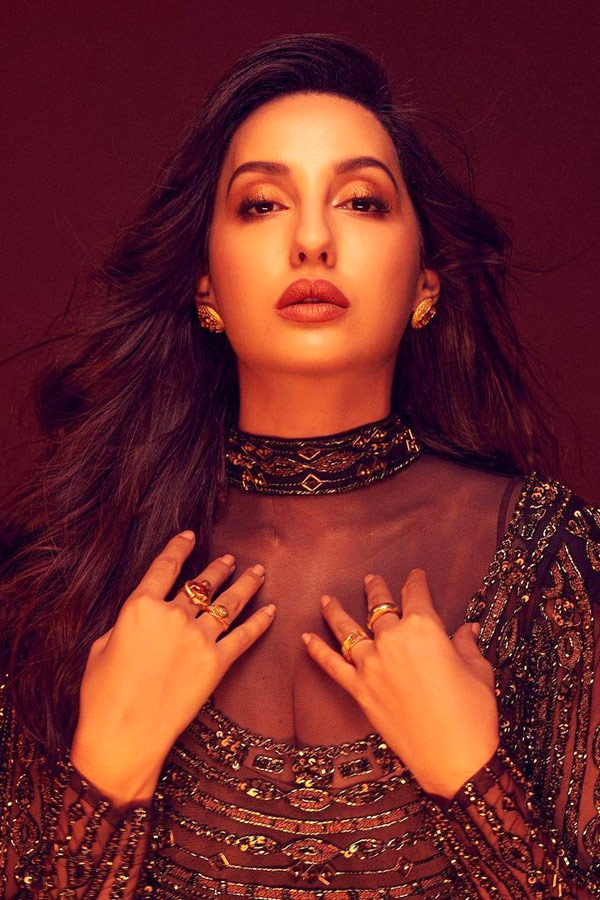 Actress Nora Fatehi Photo Gallery - Sakshi11