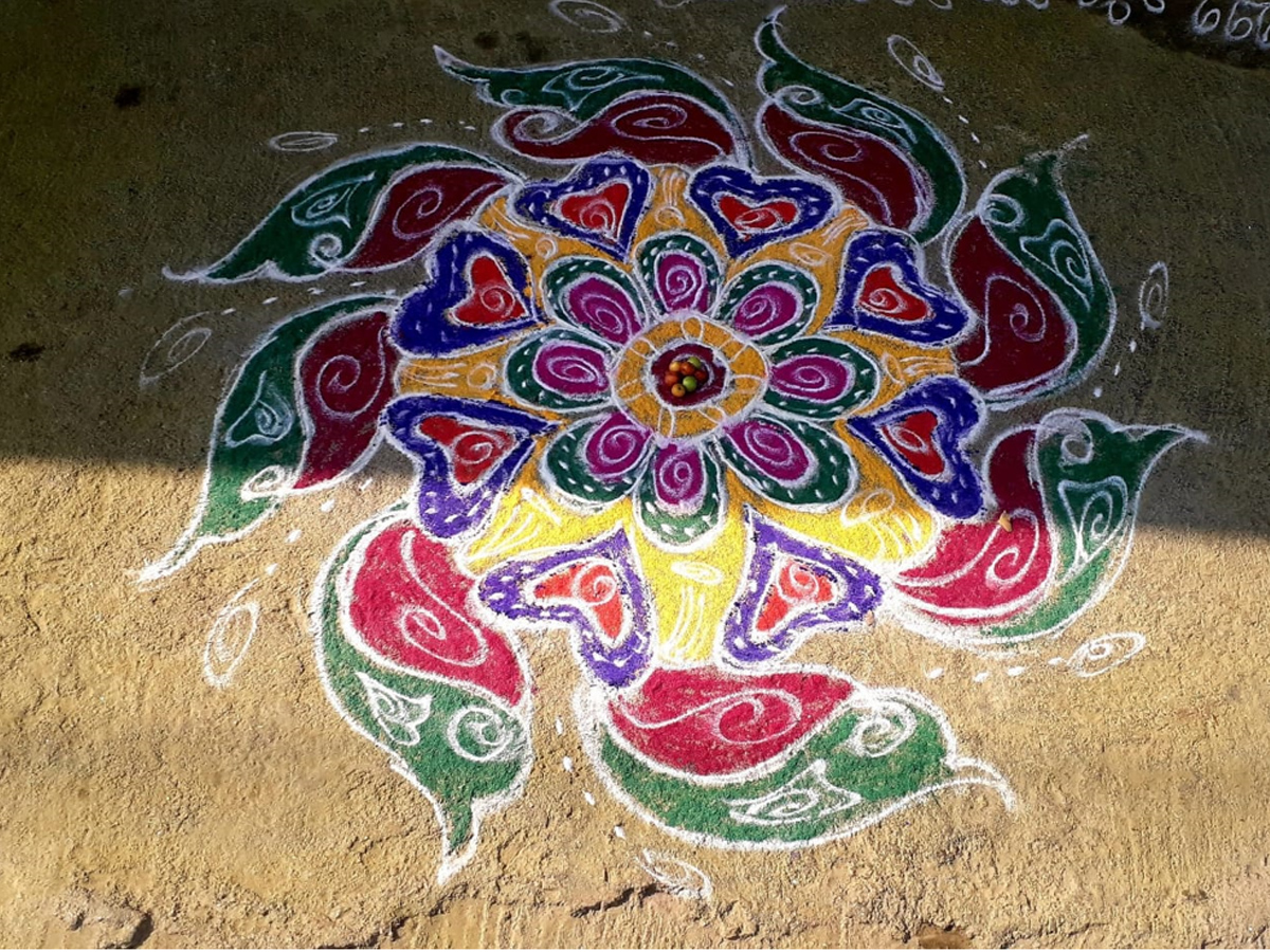 Sankranthi 2022 Muggulu: Attractive Sankranthi Special Rangoli Designs - Sakshi122