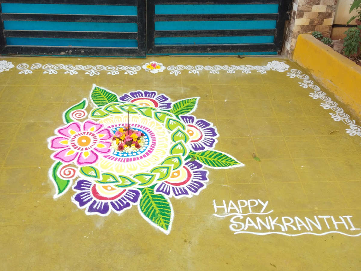 Sankranthi 2022 Muggulu: Attractive Sankranthi Special Rangoli Designs - Sakshi126