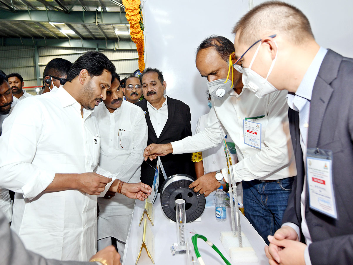 Launch of MIH And EMC In YSSAR District Kopparthi Photo Gallery - Sakshi7