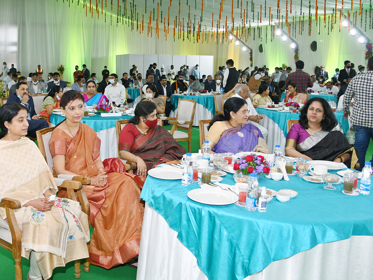 Chief Justice NV Ramana joins Tea time with CM YS Jagan Photo Gallery - Sakshi10