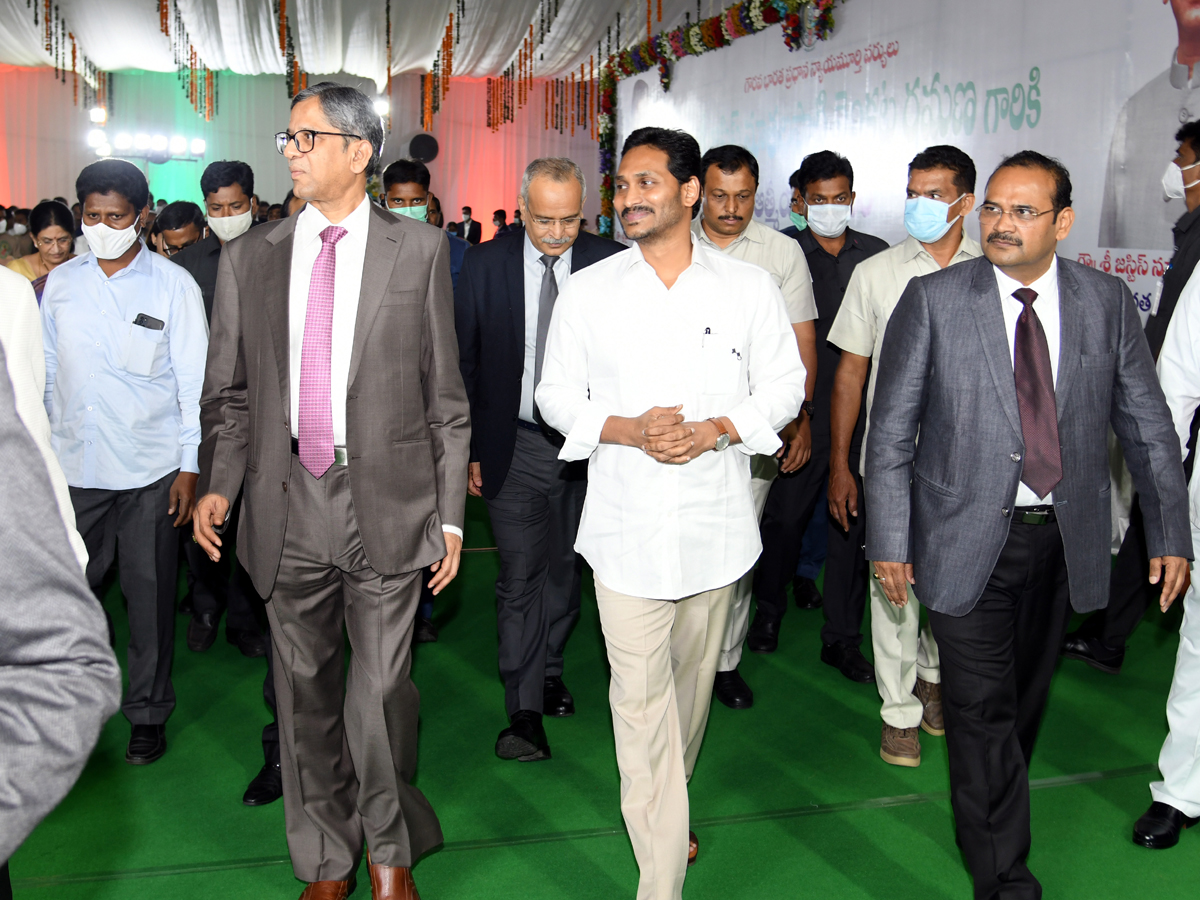 Chief Justice NV Ramana joins Tea time with CM YS Jagan Photo Gallery - Sakshi25