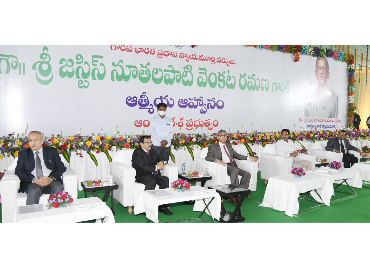 Chief Justice NV Ramana joins Tea time with CM YS Jagan Photo Gallery - Sakshi26