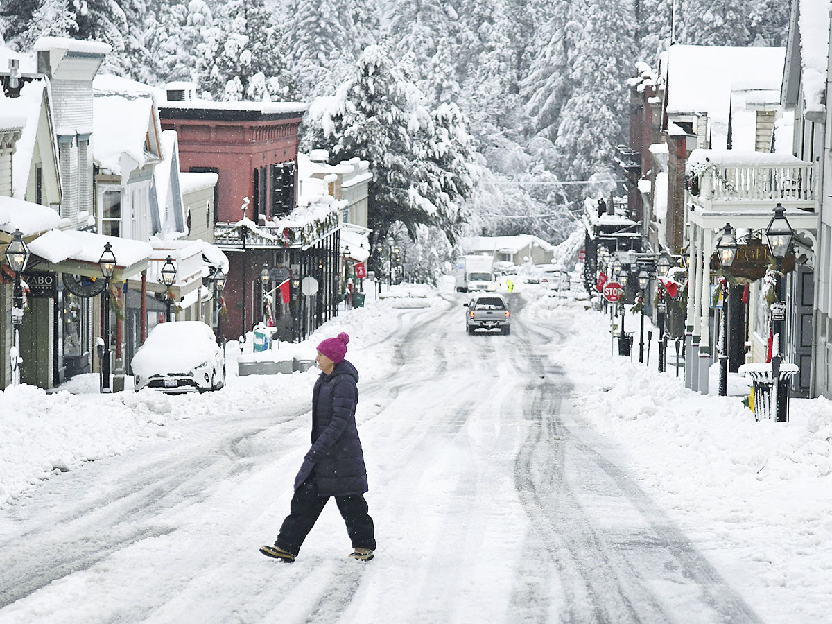 Heavy snowfall in California Photos - Sakshi18