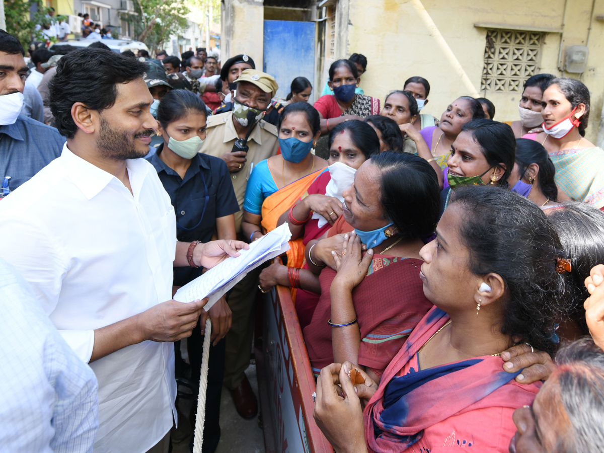 CM YS Jagan Visits Flood Affected Areas In Chittoor and Nellore Dist Photo Gallery - Sakshi40