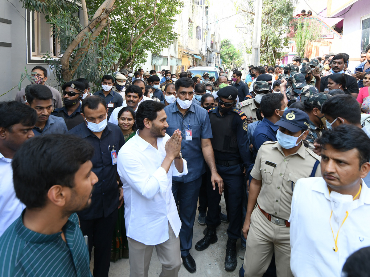 CM YS Jagan Visits Flood Affected Areas In Chittoor and Nellore Dist Photo Gallery - Sakshi42