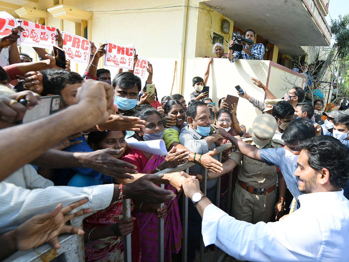 CM YS Jagan Visits Flood Affected Areas In Chittoor and Nellore Dist Photo Gallery - Sakshi47