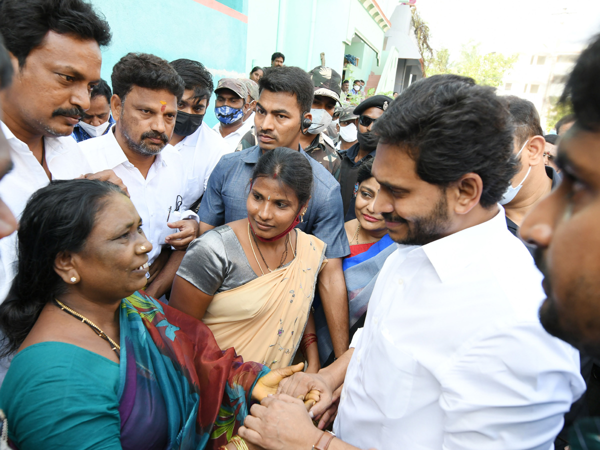 CM YS Jagan Visits Flood Affected Areas In Chittoor and Nellore Dist Photo Gallery - Sakshi36