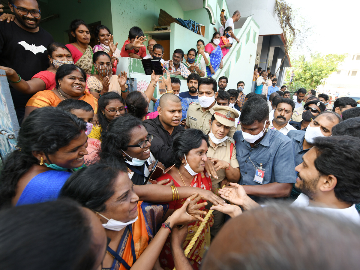 CM YS Jagan Visits Flood Affected Areas In Chittoor and Nellore Dist Photo Gallery - Sakshi38