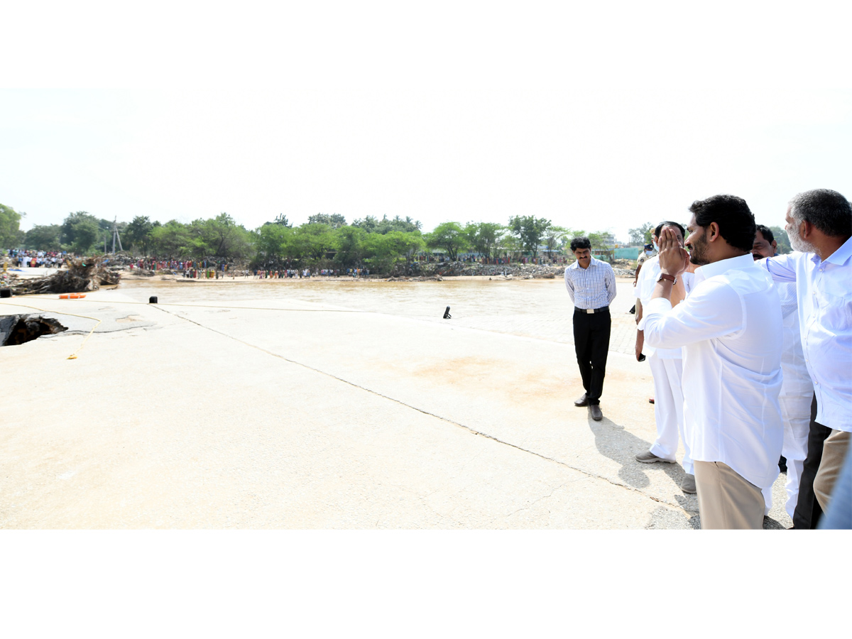 CM YS Jagan Visits Flood Affected Areas In Chittoor and Nellore Dist Photo Gallery - Sakshi54