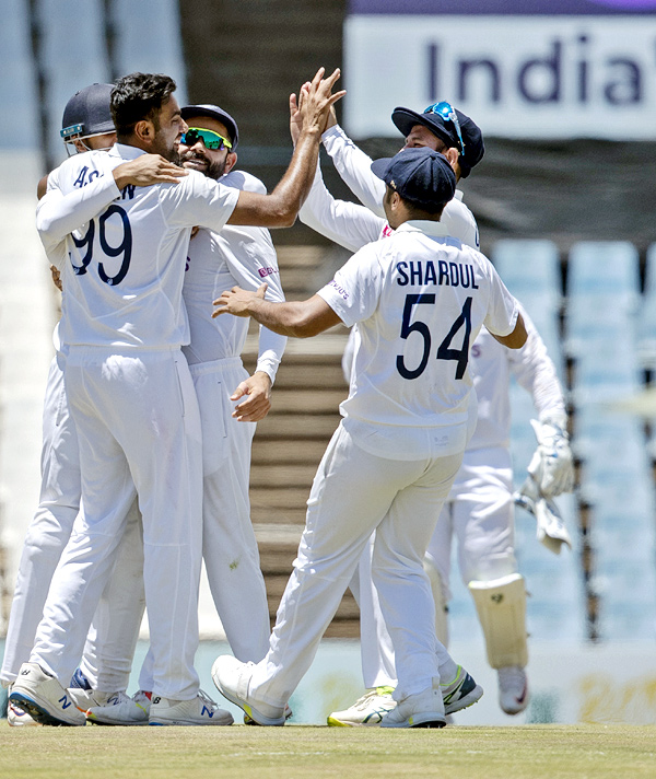 India first Asian team to win Test at Centurion - Sakshi11