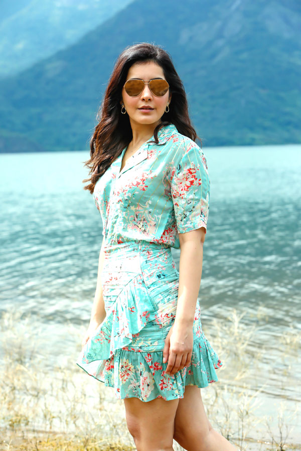 Raashi Khanna Antahpuram Movie Stills Photo Gallery - Sakshi4
