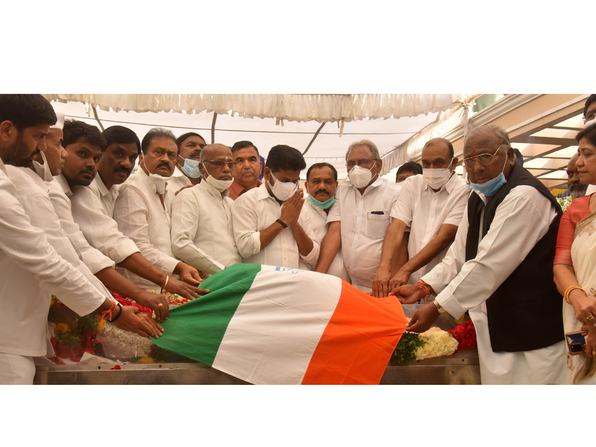 Political Leaders Pays tributes To Former AP CM Rosaiah Photo Gallery - Sakshi8