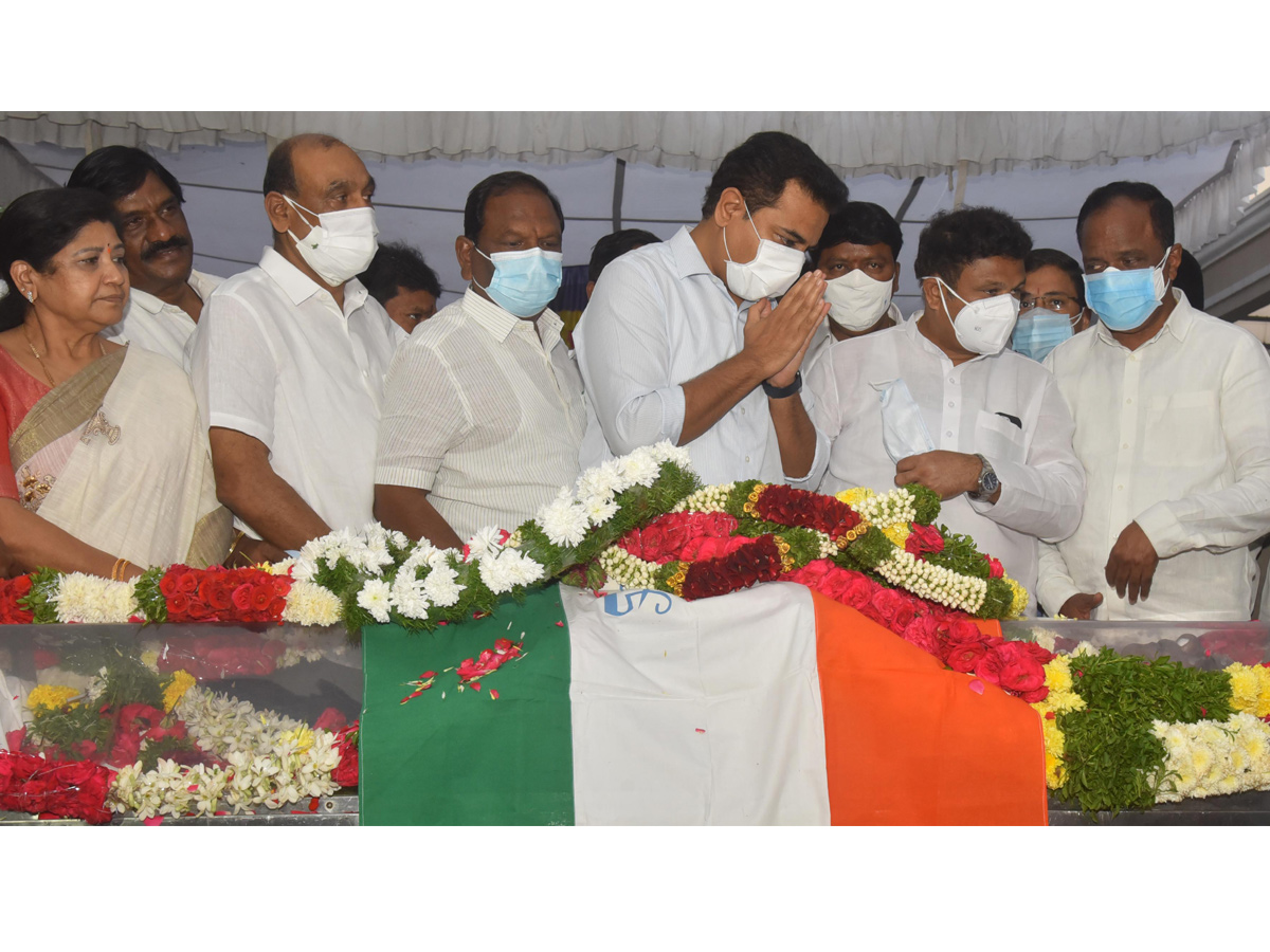 Political Leaders Pays tributes To Former AP CM Rosaiah Photo Gallery - Sakshi9