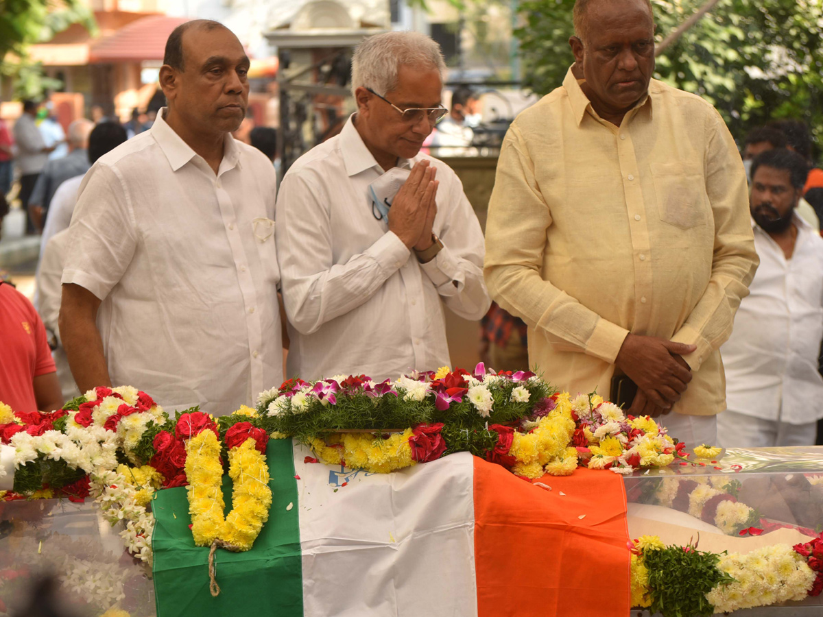 Political Leaders Pays tributes To Former AP CM Rosaiah Photo Gallery - Sakshi33