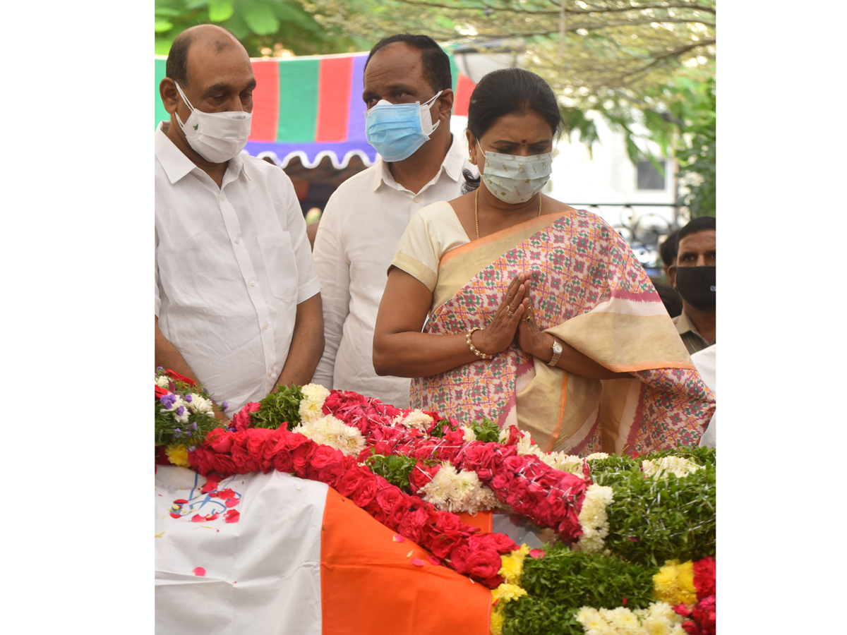 Political Leaders Pays tributes To Former AP CM Rosaiah Photo Gallery - Sakshi35