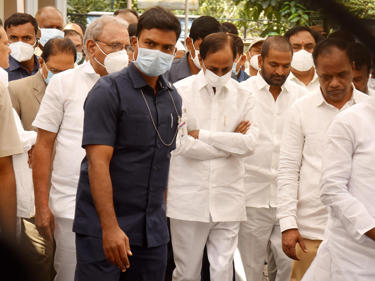 Political Leaders Pays tributes To Former AP CM Rosaiah Photo Gallery - Sakshi7