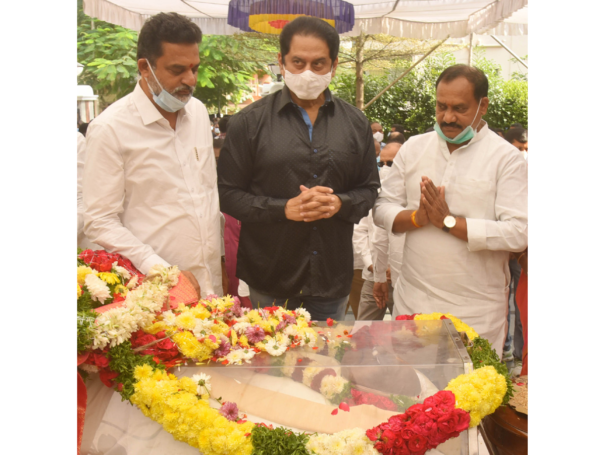 Political Leaders Pays tributes To Former AP CM Rosaiah Photo Gallery - Sakshi40