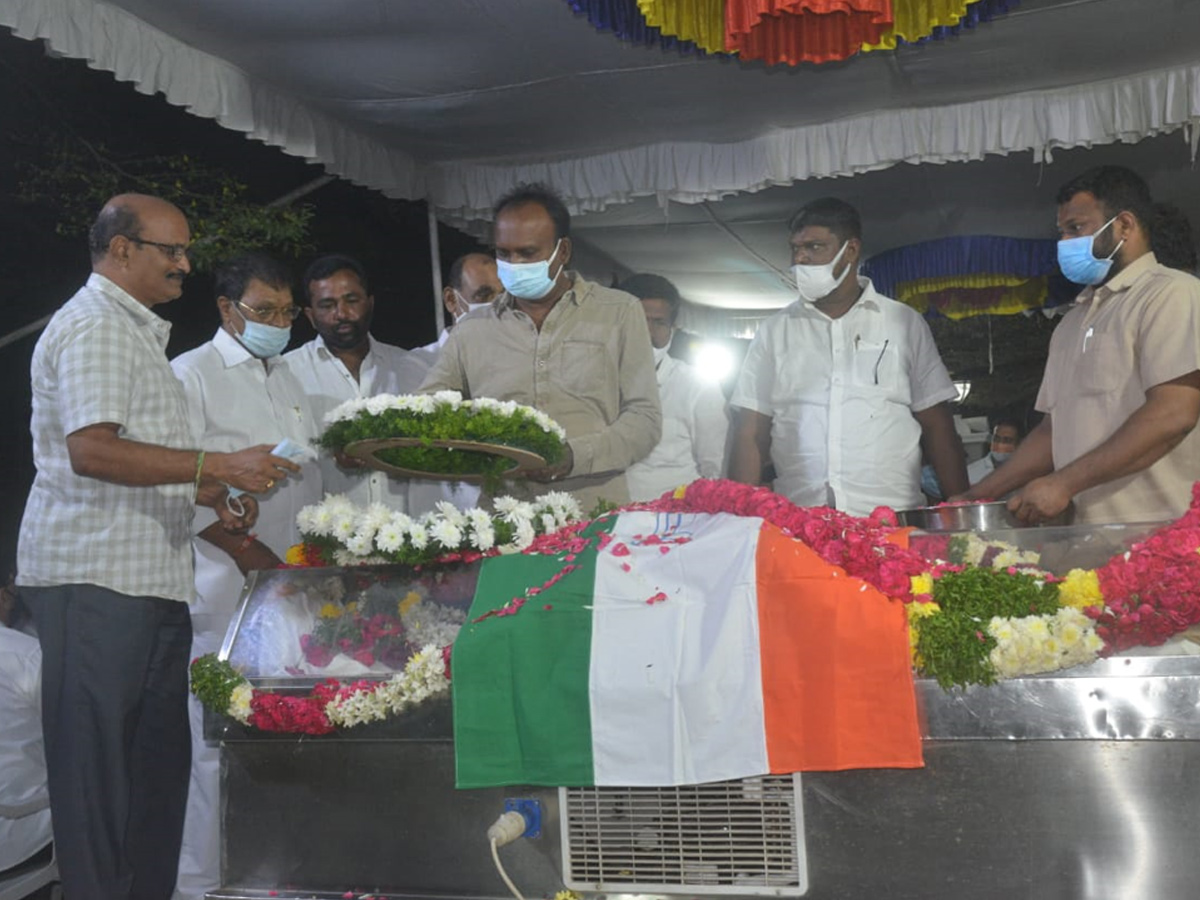 Political Leaders Pays tributes To Former AP CM Rosaiah Photo Gallery - Sakshi45