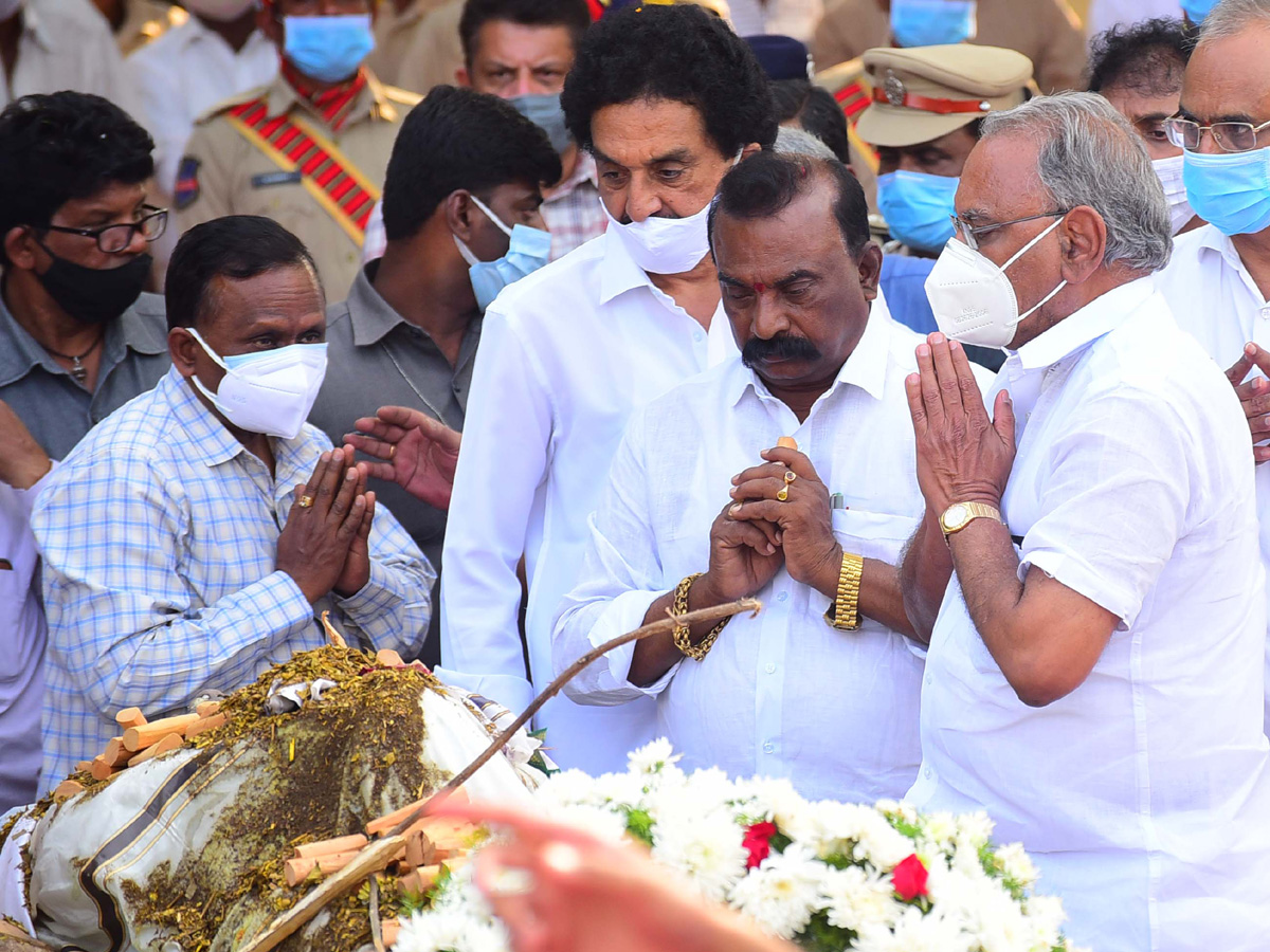 Former CM Rosaiah Funeral Photo Gallery - Sakshi9