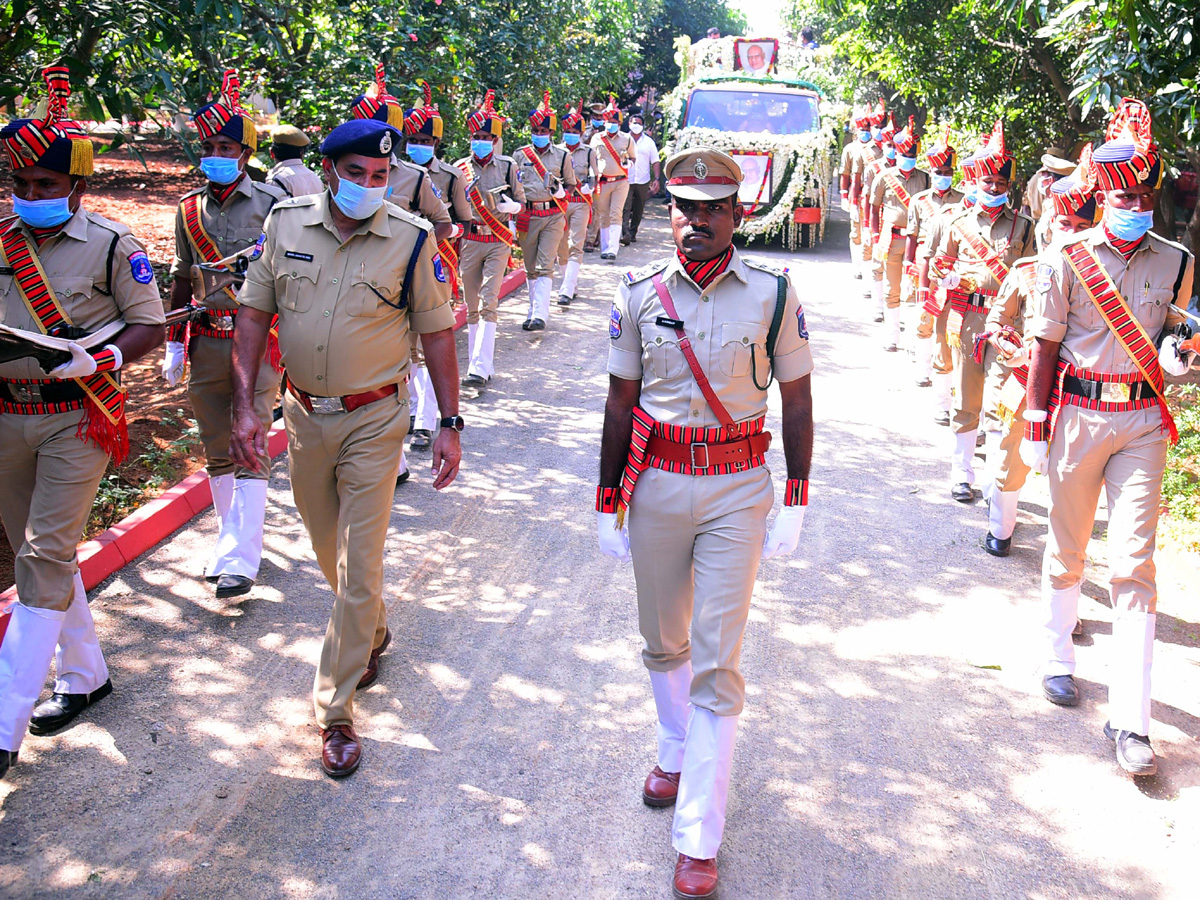 Former CM Rosaiah Funeral Photo Gallery - Sakshi14