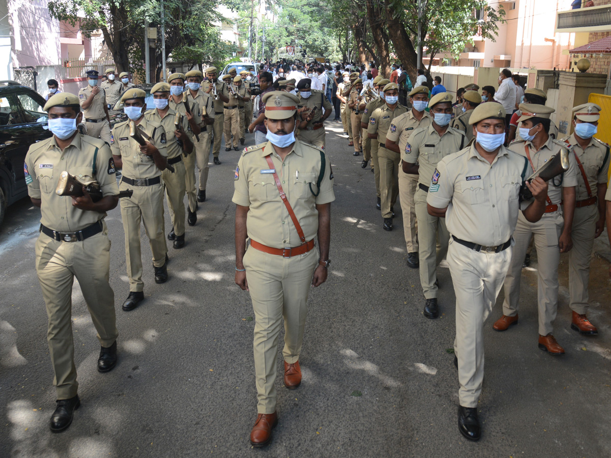 Former CM Rosaiah Funeral Photo Gallery - Sakshi22