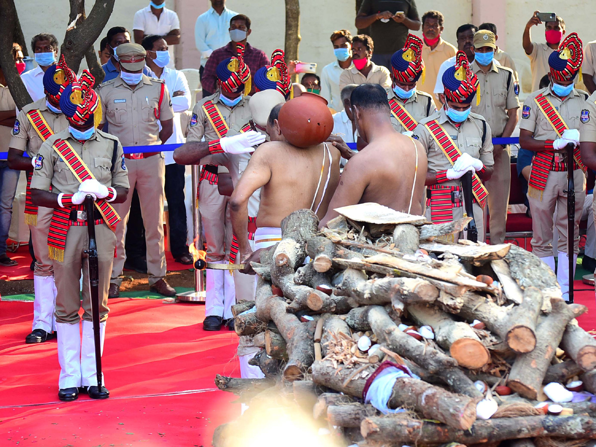 Former CM Rosaiah Funeral Photo Gallery - Sakshi7