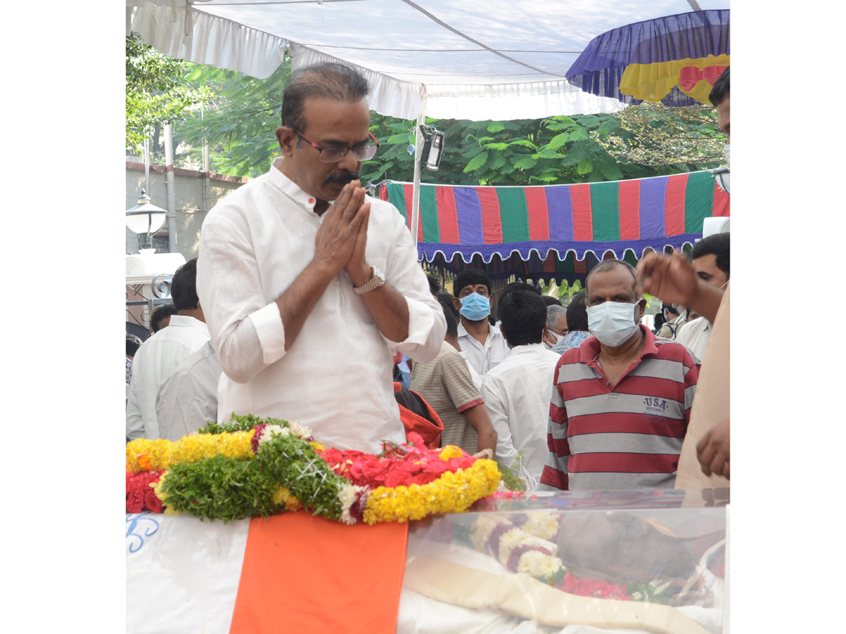 Political Leaders Pays tributes To Former AP CM Rosaiah Photo Gallery - Sakshi78