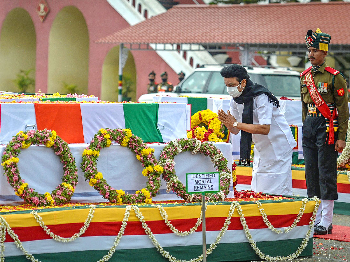 CM MK Stalin Pays Tribute To CDS Bipin Rawat And Among 13 Jawans at Wellington - Sakshi17