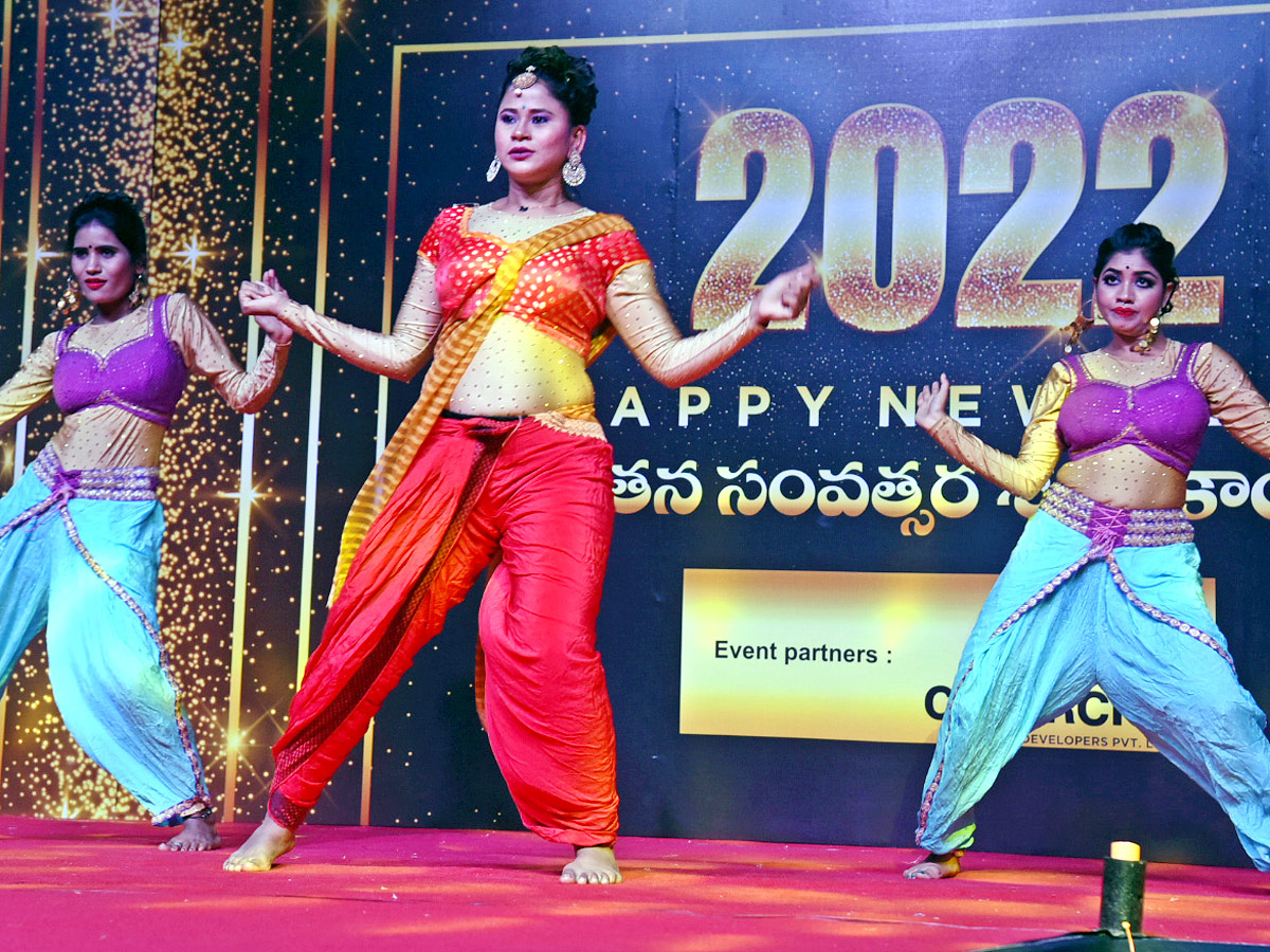 New Year Celebrations 2022 Photo Gallery - Sakshi12