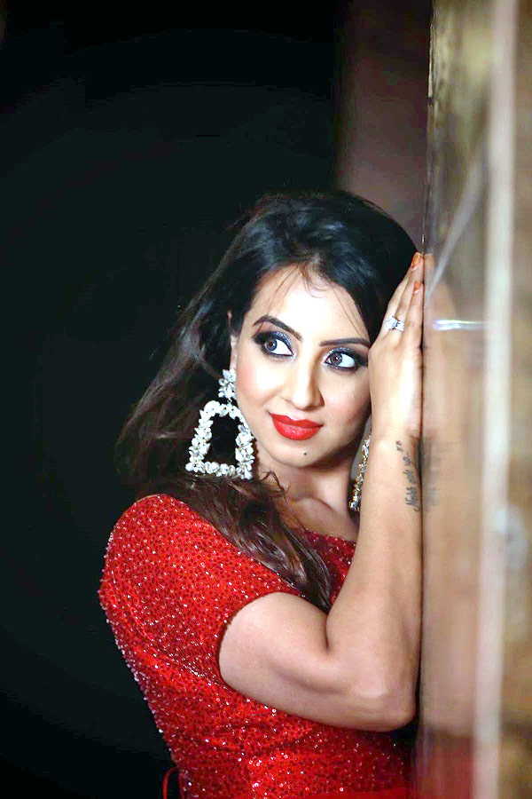 Actress Sanjjanaa Galrani Latest Photo Gallery - Sakshi11