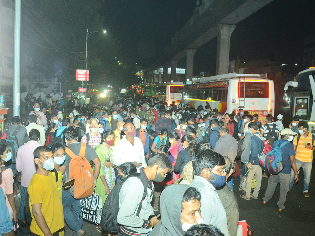 Huge Rush At Secunderabad Railway Station Sankranthi Festival - Sakshi18