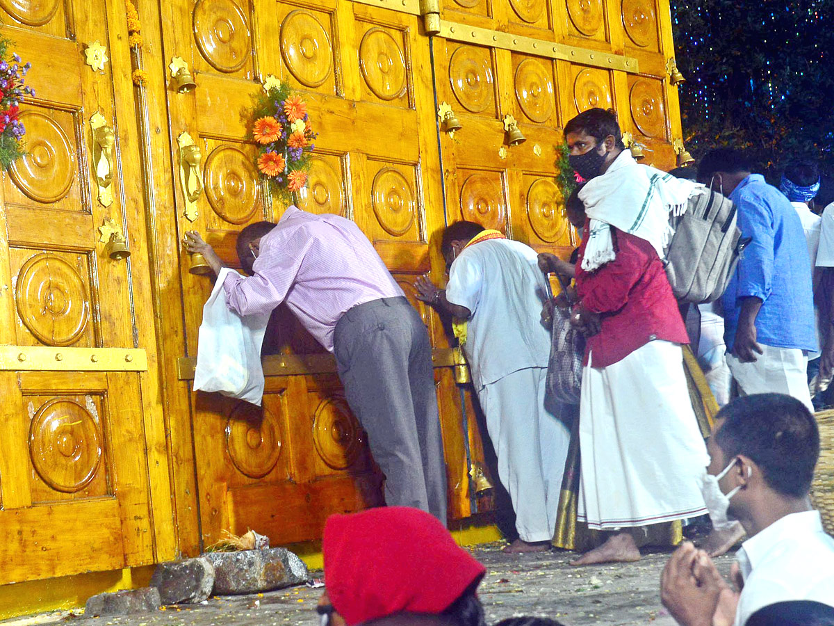 Mukkoti Ekadashi Celebrations At Bhadradri Photo Gallery - Sakshi2