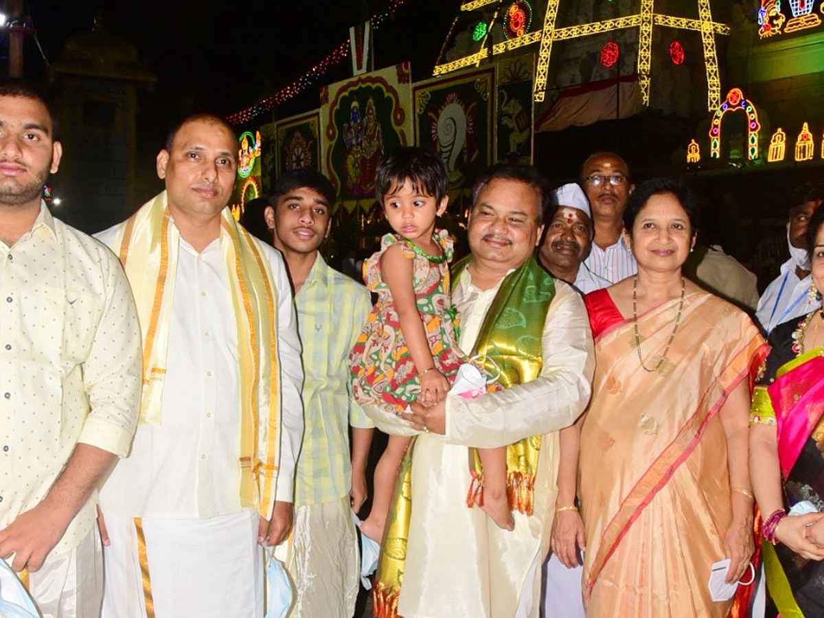 VIPs Visits Tirumala Temple On the Vaikunta Ekadashi 2022 - Sakshi16