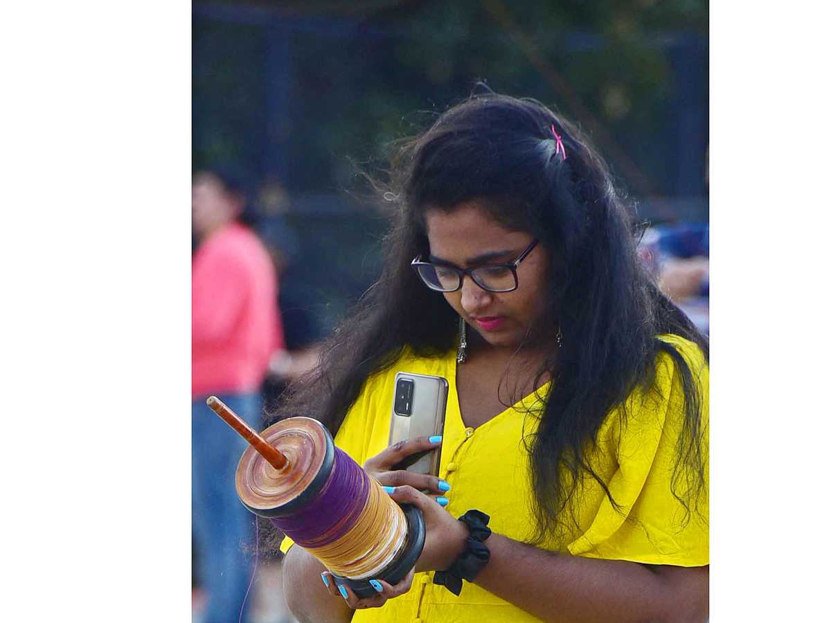 Kite Festival At Necklace Road Ground Hyderabad Photo Gallery - Sakshi9